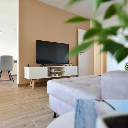 Apartman Lola Задар Екстериор снимка