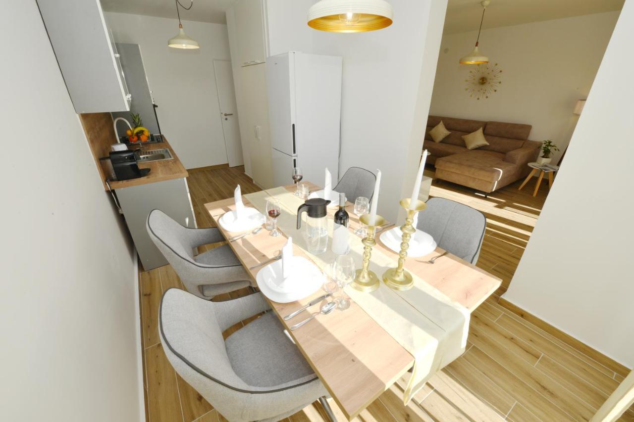 Apartman Lola Задар Екстериор снимка